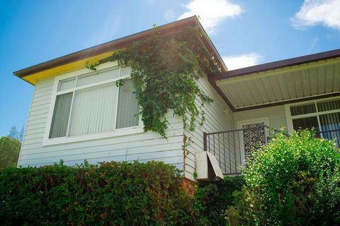 High View Cottage - Accommodation Sunshine Coast 7
