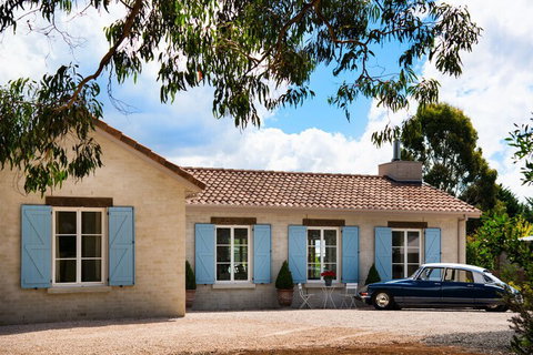 The French House - Accommodation Sunshine Coast 2
