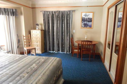 R On The Downs BnB & Spa Cottages - Accommodation Sunshine Coast 3