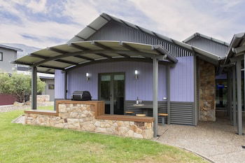 Kickenback Studio - Contemporary Accommodation In The Heart Of Crackenback - Accommodation Sunshine Coast 0