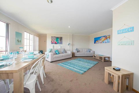 Astro Place - Accommodation Sunshine Coast 3