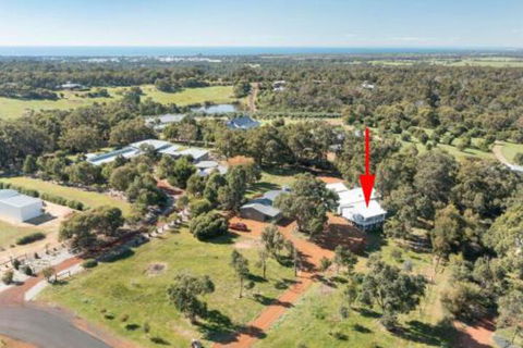 Margies Place - Accommodation Sunshine Coast 7