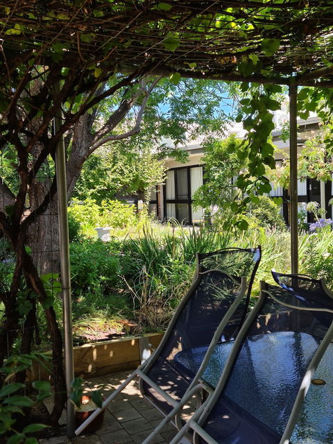 Henry's Quirindi - Accommodation Sunshine Coast 1