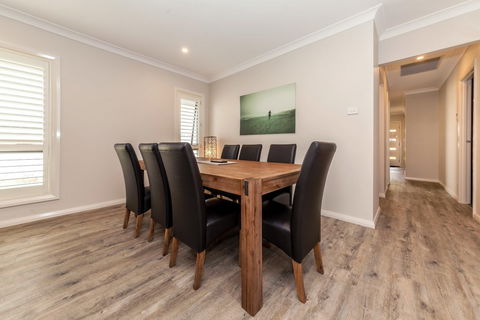 Tomaree Road 19 The Cottage - Accommodation Sunshine Coast 2