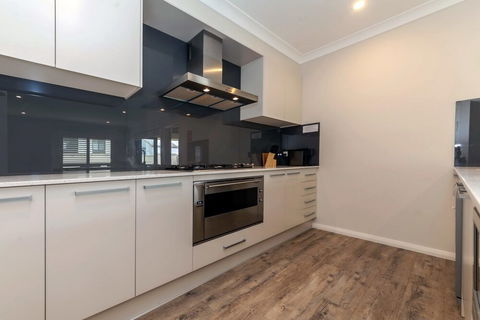 Tomaree Road 19 The Cottage - Accommodation Sunshine Coast 6