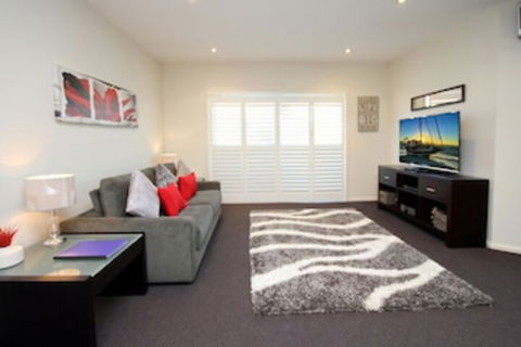 Pacific Blue Apartment 258 265 Sandy Point Road - Accommodation Sunshine Coast 0