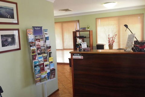 Bomaderry Motor Inn - Accommodation Sunshine Coast 2