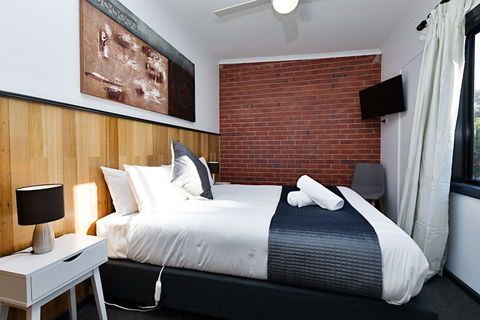 Gardenview Lodge Motel - Accommodation Sunshine Coast 5