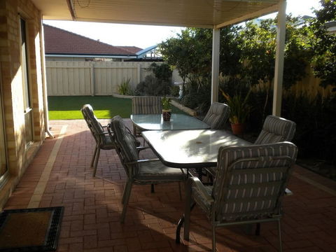 The Family Home - Accommodation Sunshine Coast 2