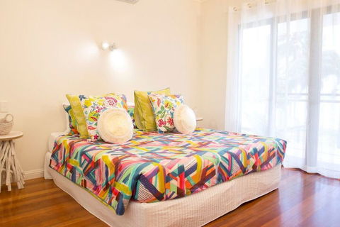Absolute BeachFront Bliss @ Newell Beach - Accommodation Sunshine Coast 7