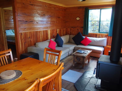 Cradle Mountain Highlanders Cottages - Accommodation Sunshine Coast 3