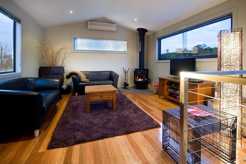 Alofi - Accommodation Sunshine Coast 4
