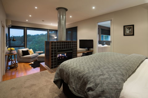 Daylesford Spa Villa 4 - Accommodation Sunshine Coast 6