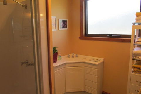 High On Penguin - Accommodation Sunshine Coast 4