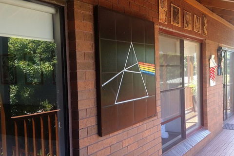 High On Penguin - Accommodation Sunshine Coast 3