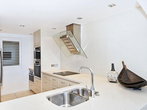 Breakers U4 - Accommodation Sunshine Coast 4