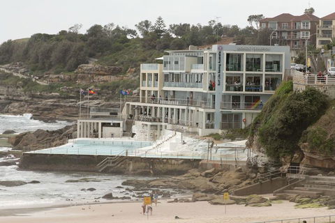 Ocean Front Building On Bondi Beach - Accommodation Sunshine Coast 5