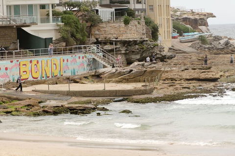 Ocean Front Building On Bondi Beach - Accommodation Sunshine Coast 7