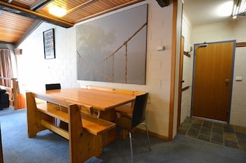 Alpine Haven 8 - Accommodation Sunshine Coast 3