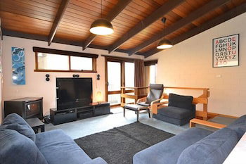 Alpine Haven 8 - Accommodation Sunshine Coast 4