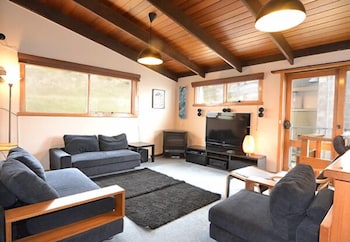Alpine Haven 8 - Accommodation Sunshine Coast 5