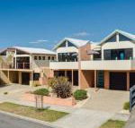 Fischer Torquay by Gold Star Stays - Accommodation Sunshine Coast