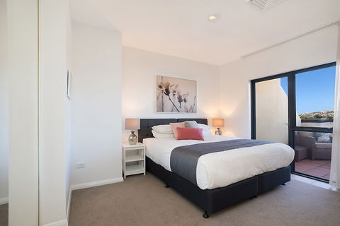 Beau Monde Apartments Newcastle - Boulevard Apartments - Accommodation Sunshine Coast 2