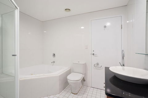 Beau Monde Apartments Newcastle - Boulevard Apartments - Accommodation Sunshine Coast 1