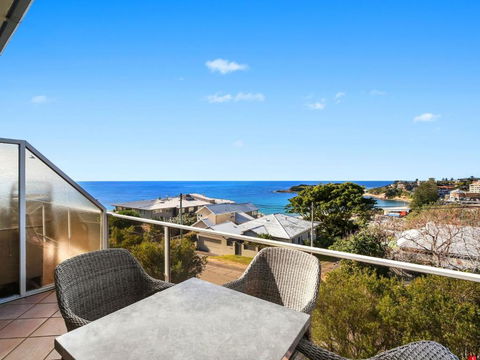 Merindah #15 15 / 15 Barnhill Road Terrigal - Accommodation Sunshine Coast 4