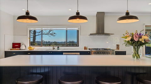 Your Luxury Escape - Paul's Farmhouse - Accommodation Sunshine Coast 3