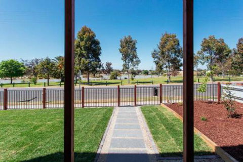 Bendigo Lakeside Accommodation - Accommodation Sunshine Coast 3