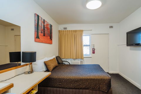 Canning Bridge Auto Lodge - Accommodation Sunshine Coast 4