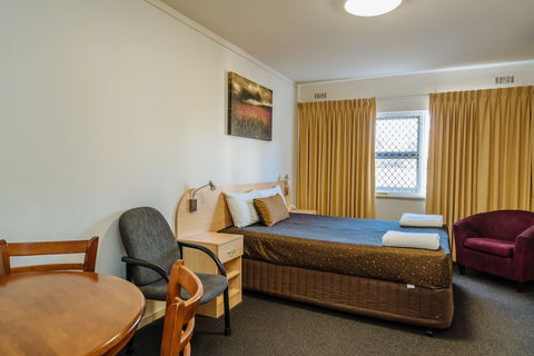 Canning Bridge Auto Lodge - Accommodation Sunshine Coast 6