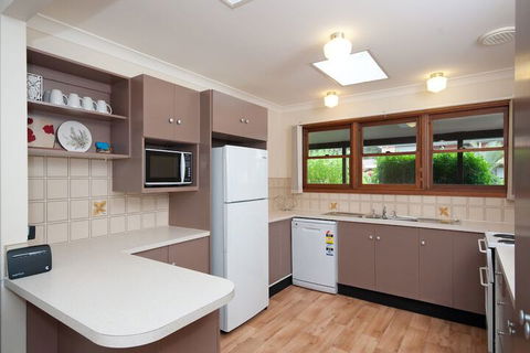Skippers Rest 27 Government Road - Accommodation Sunshine Coast 3