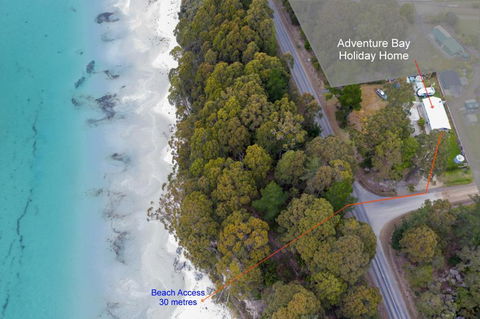 Adventure Bay Holiday Home - Accommodation Sunshine Coast 5