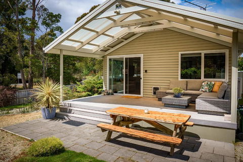 Adventure Bay Holiday Home - Accommodation Sunshine Coast 6