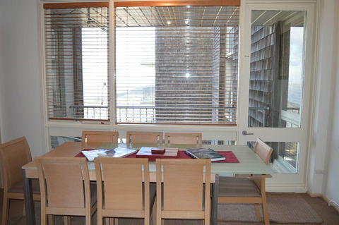 Twin Towers 504B - Accommodation Sunshine Coast 3