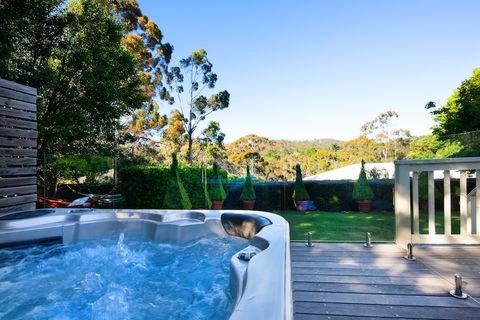 Hepburn View - Accommodation Sunshine Coast 3