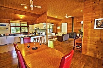 Namaste - Great Family Getaway - Accommodation Sunshine Coast 1