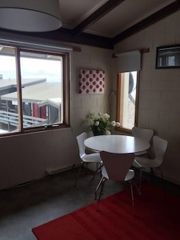 Alpine Haven 6 - Accommodation Sunshine Coast 2