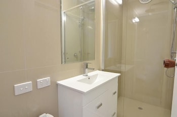 Alpine Haven 5 - Accommodation Sunshine Coast 2