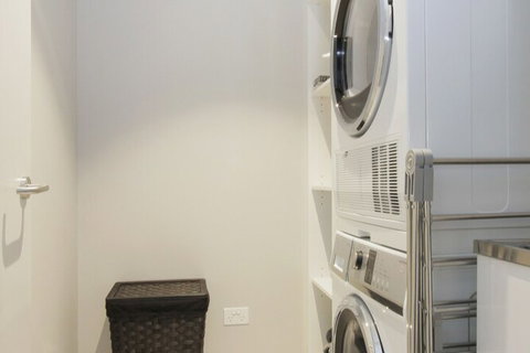 Accommodate Canberra - The Pier - Accommodation Sunshine Coast 3