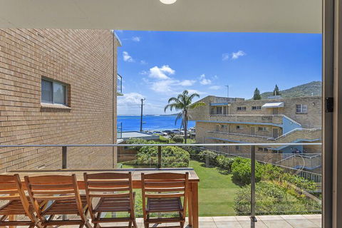 Shoal Bay Road Bella Vista Unit 10 19 - Accommodation Sunshine Coast 2