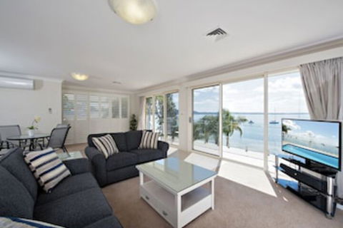 Soldiers Point Road 245 Wanda View - Accommodation Sunshine Coast 0