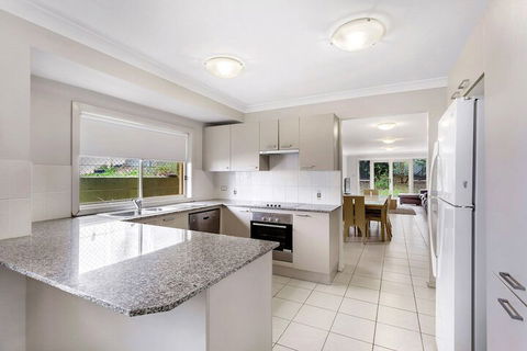 Alida Place 1 Lagoons Estate - Accommodation Sunshine Coast 2