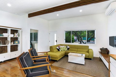 The Beach House 13 Market Street - Accommodation Sunshine Coast 3