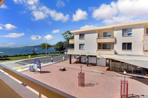 Shoal Bay Road Bay Village Unit 14 47 - Accommodation Sunshine Coast 3