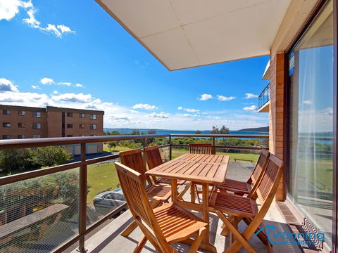 Promenade Unit 10 / 8 Intrepid Close - Accommodation Sunshine Coast 5