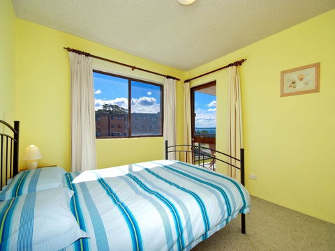 Promenade Unit 10 / 8 Intrepid Close - Accommodation Sunshine Coast 4