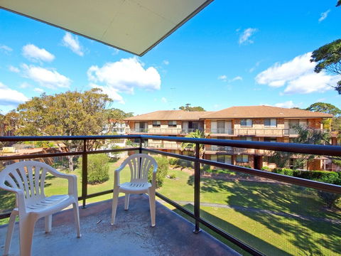Promenade Unit 10 / 8 Intrepid Close - Accommodation Sunshine Coast 1